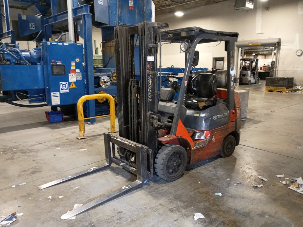 Image for Hudson News, Nashua, NH - Truck Fleet & Distribution Center Equipment
