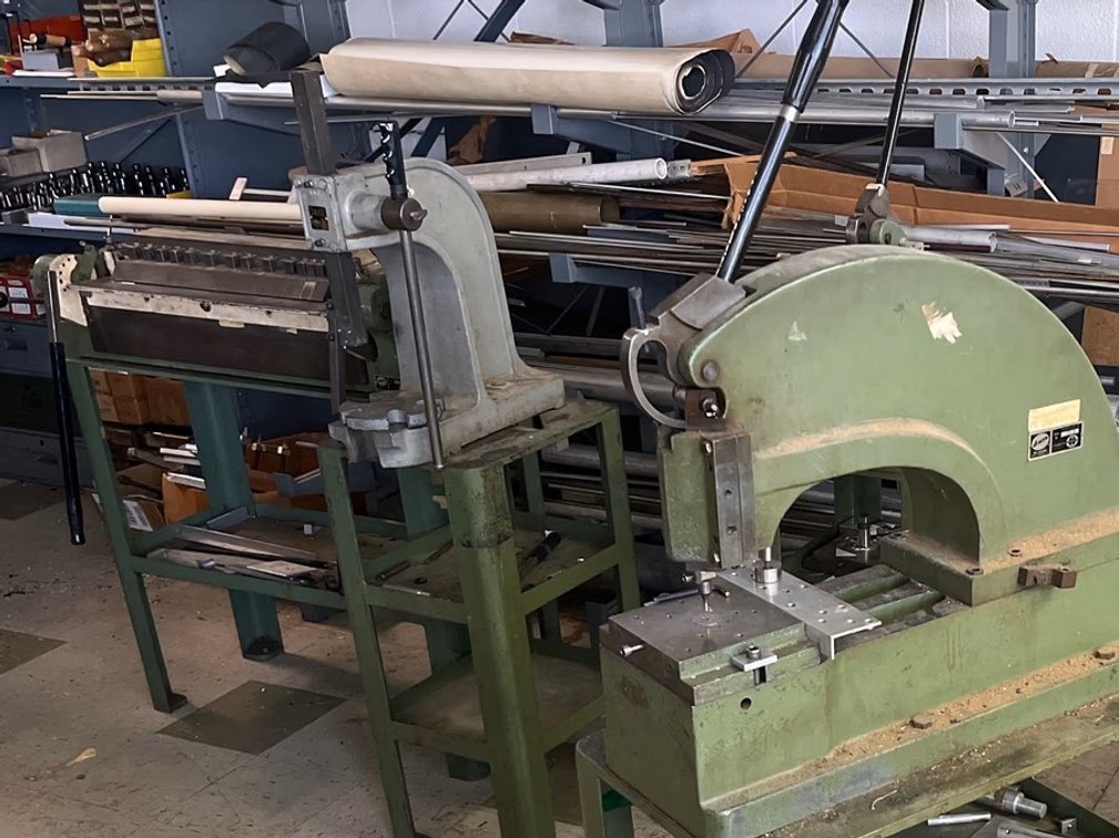 Image for FREZZI Electronics Inc. - Machine Shop, Electronics Test Equipment & Professional Broadcast Lighting Auction