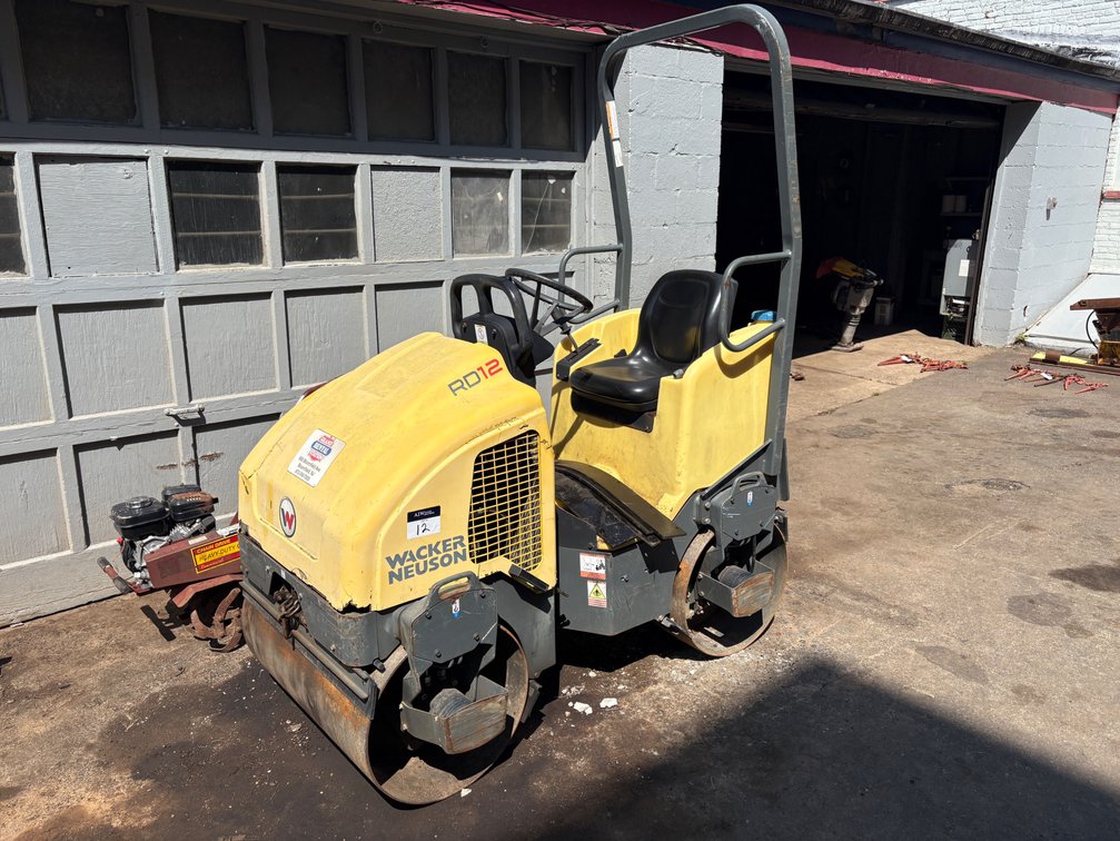 Image for Box Trucks & Contractor Equipment