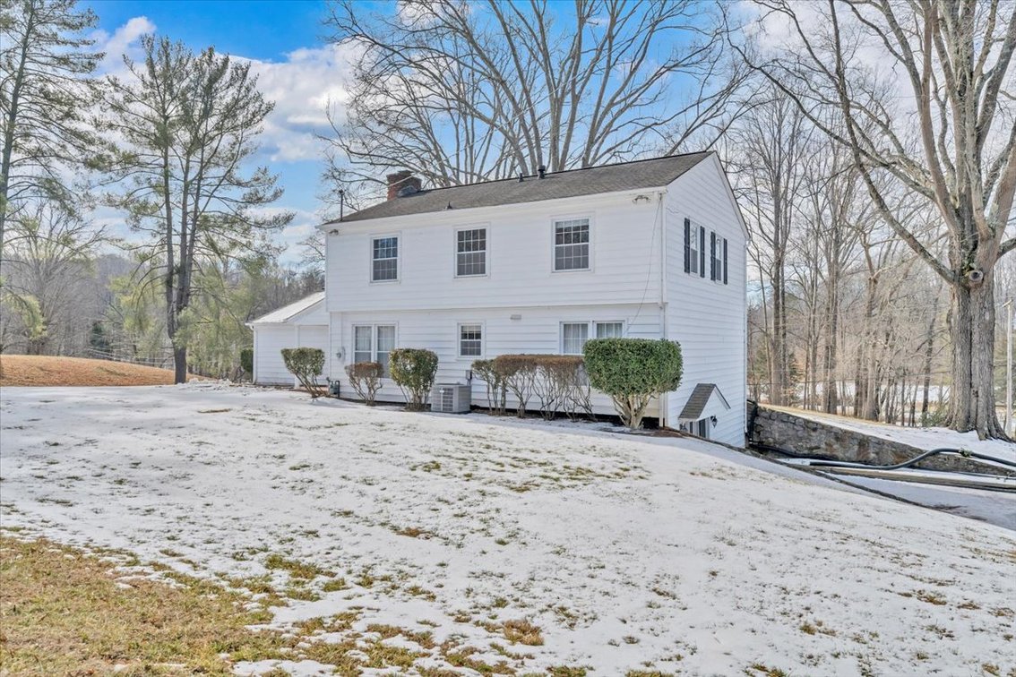 Image for 1807 Sam Lions Trail Real Estate Auction
