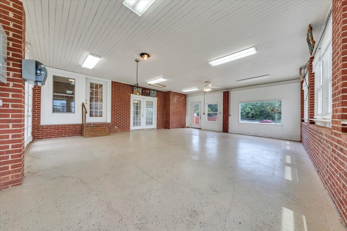 Image for 19503 Virgil H Goode Hwy Online Real Estate Auction