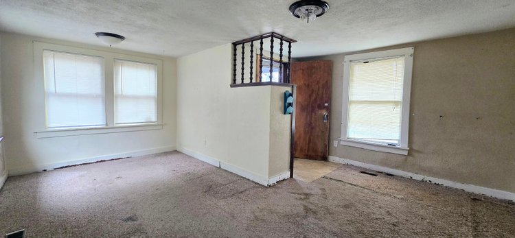 Image for 313 West Monument Real Estate Auction