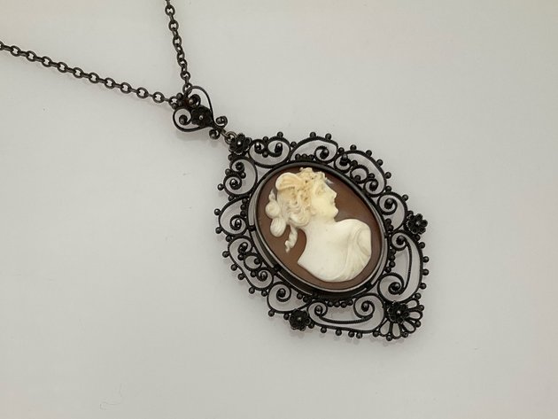 Image for Fall Into Sparkle November Jewelry 2026