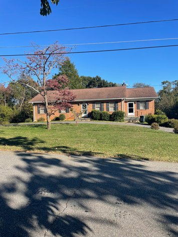Image for 5836 Quaker Pkwy, Lynchburg, VA 24502