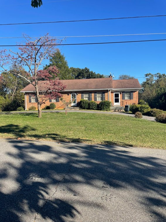 Image for 5836 Quaker Pkwy, Lynchburg, VA 24502