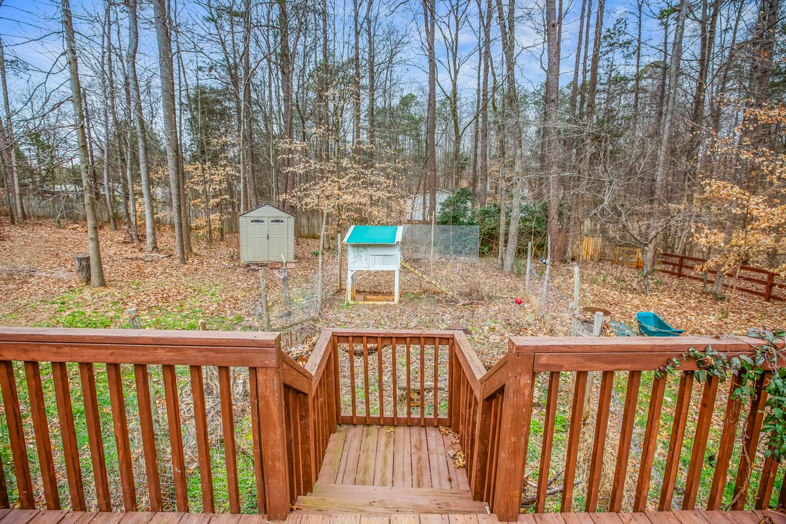 Charming Pleasant Garden Home on Spacious Lot with Large Shop