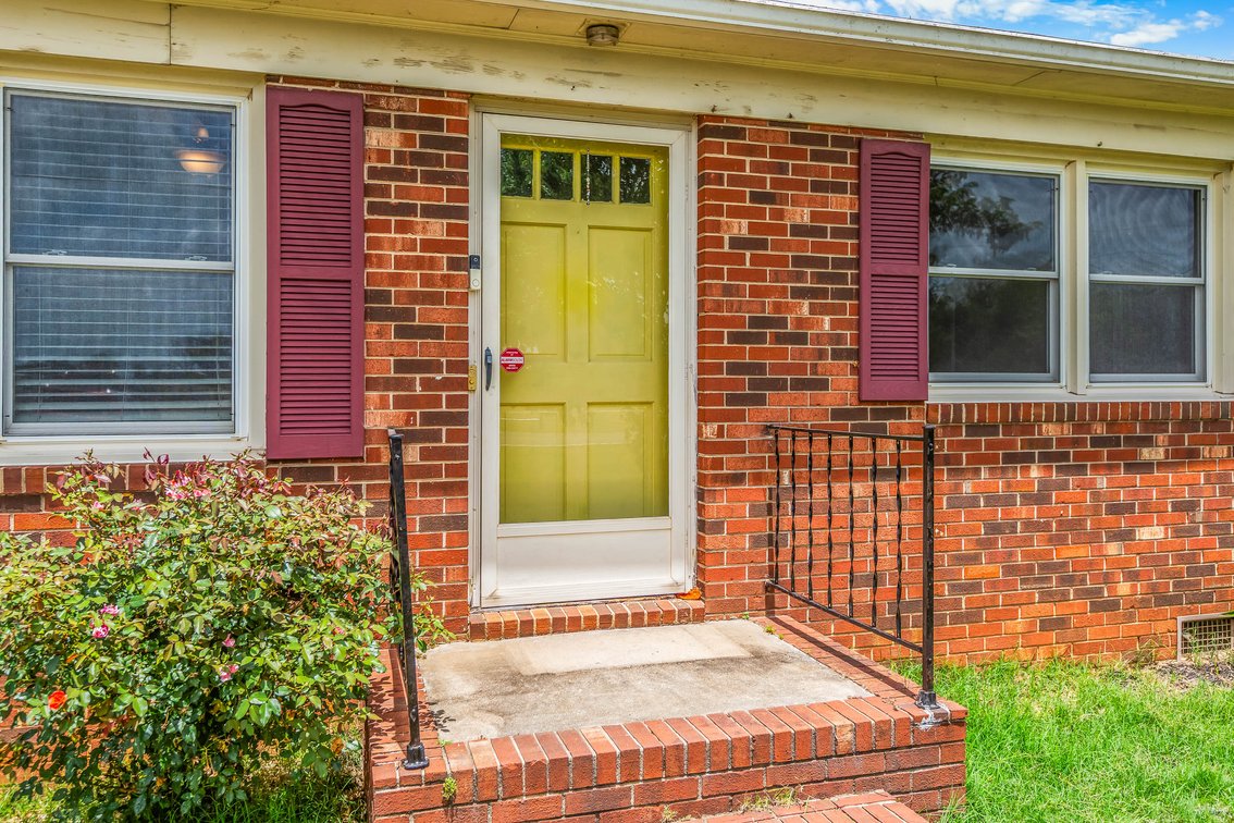 Classic Brick Home - Mocksville, NC