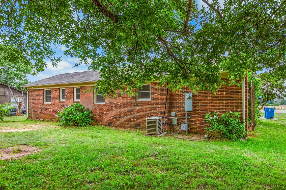 Classic Brick Home - Mocksville, NC