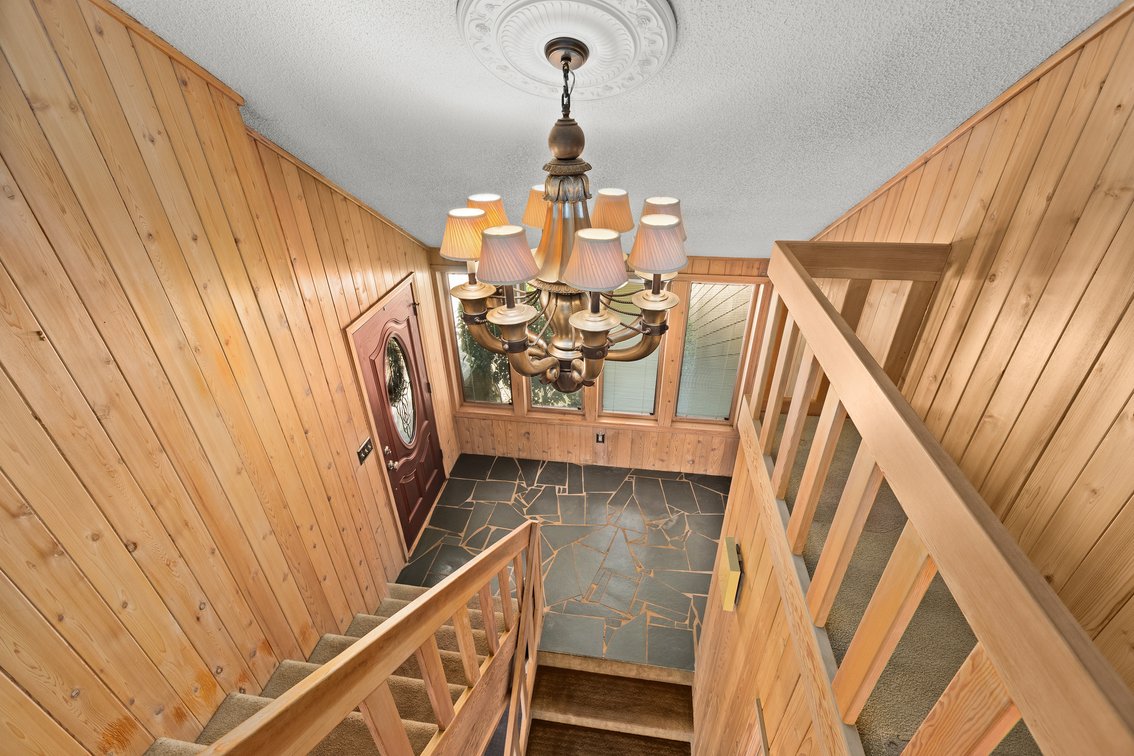 Lakefront Peninsula Retreat - Lexington, NC