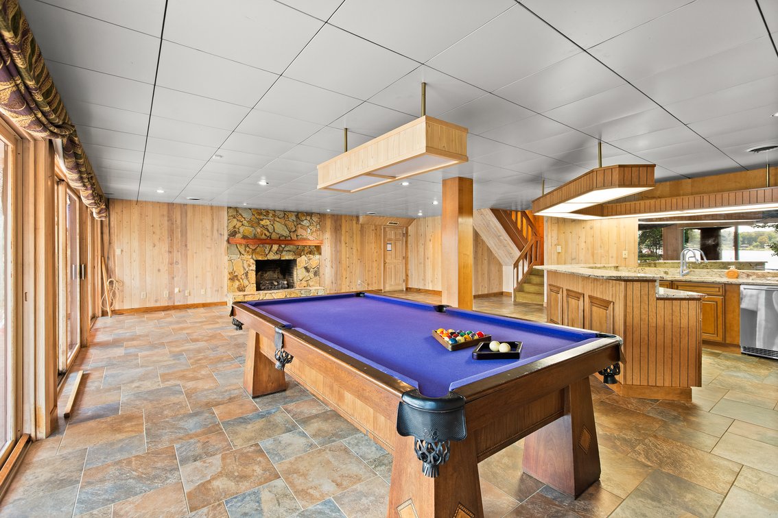 Lakefront Peninsula Retreat - Lexington, NC