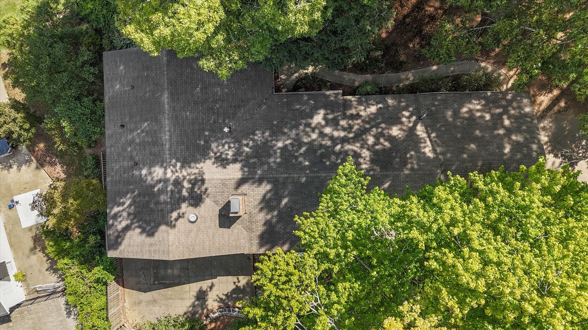Prime Raleigh Location – Glen Eden Drive