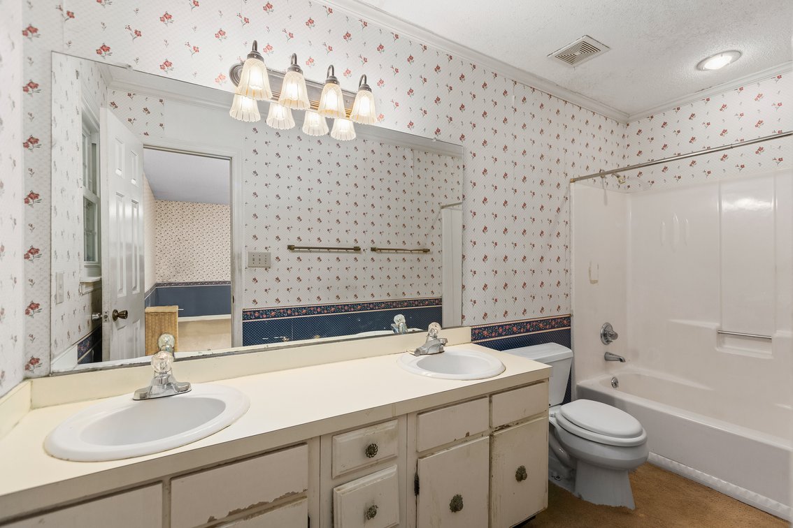 ABSOLUTE AUCTION - Winston Salem Home