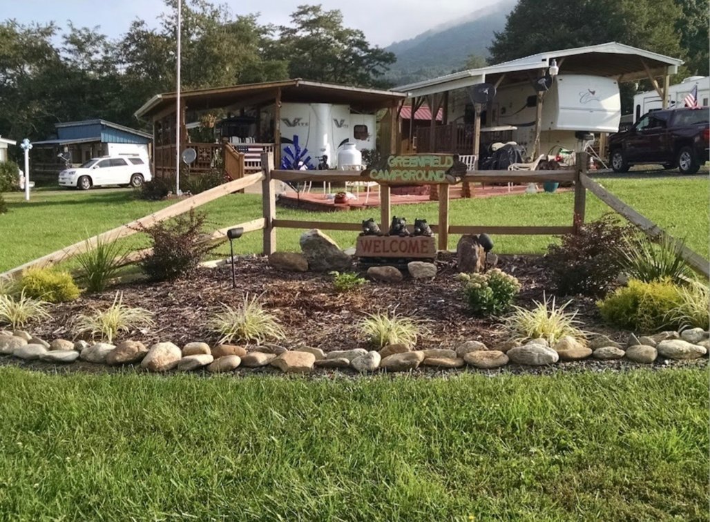 Mountain Getaway - West Jefferson: Passport Elite Camper + Golf Cart