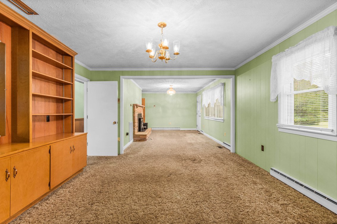 Salisbury Home on 4.5± Acres