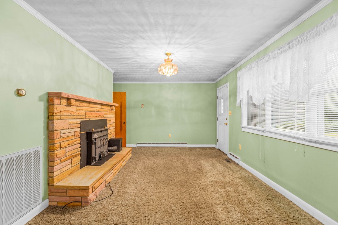 Salisbury Home on 4.5± Acres