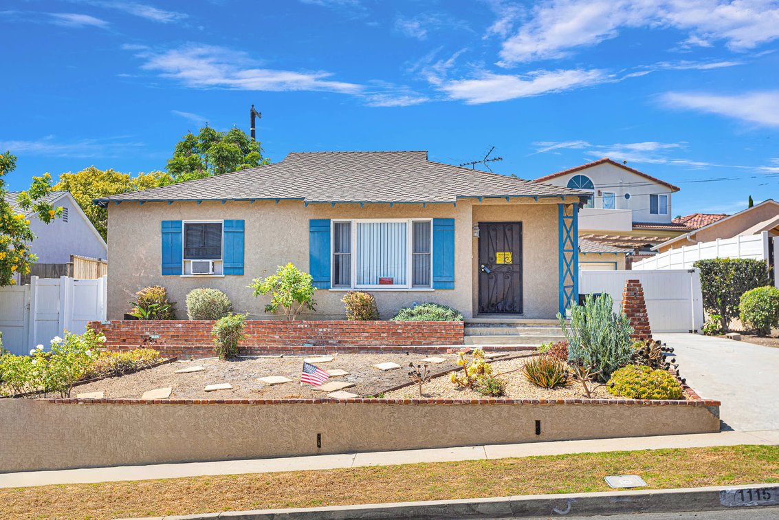 Image for Real Property for Sale - Two Homes Located Side by Side in San Pedro