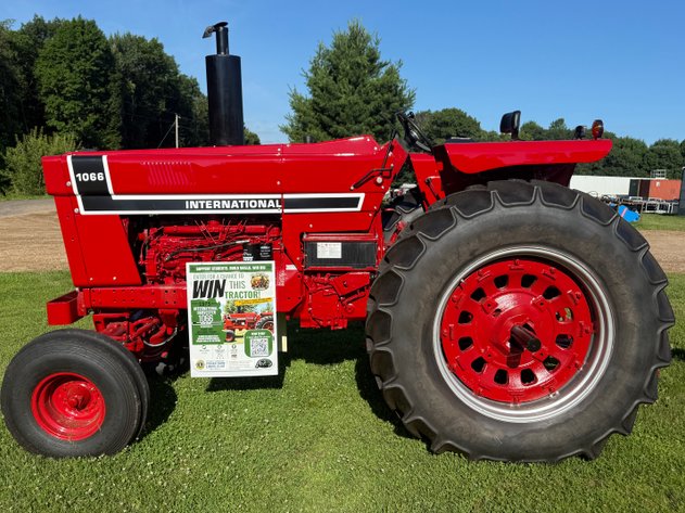 Image for WIN ME! 1975 International Harvester 1066 Black Stripe