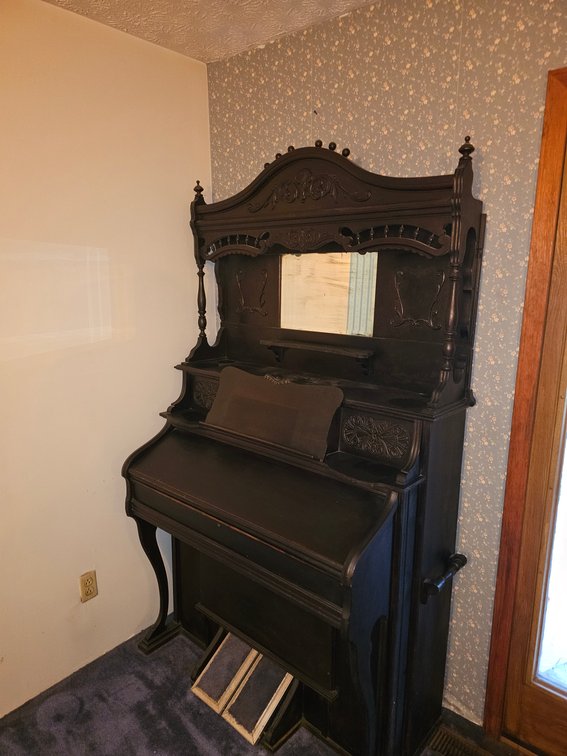 Image for Van, WV - Tools, Furniture, Toys, Vintage Items, Collectables, Artwork, and More!