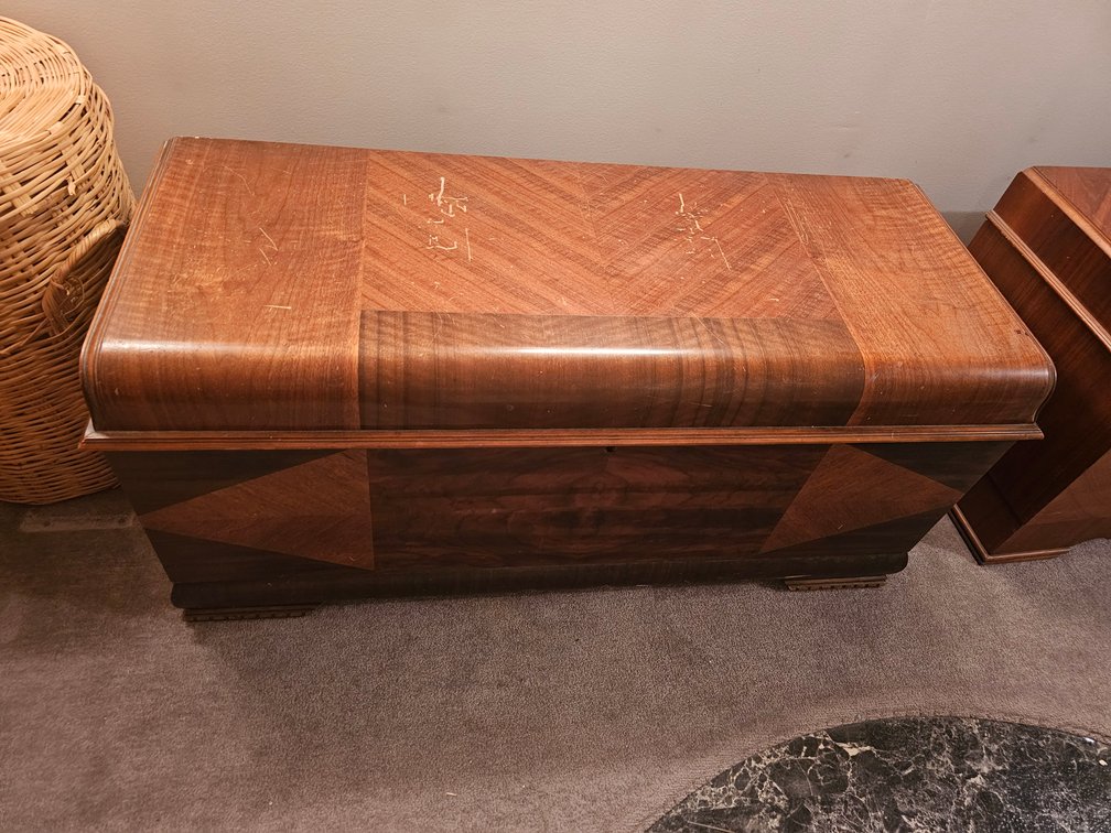 Image for Van, WV - Tools, Furniture, Toys, Vintage Items, Collectables, Artwork, and More!