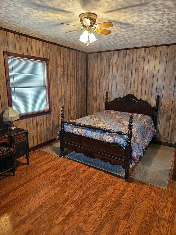 Image for Move-in Ready 4 Bedroom plus Additional 3 Bedroom