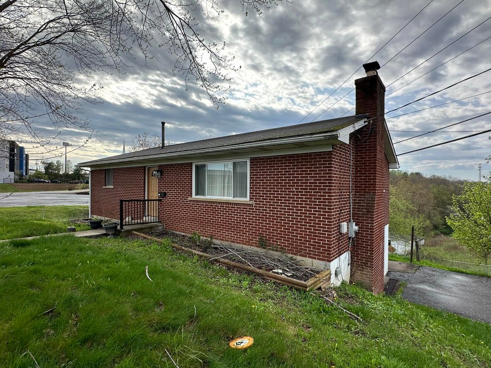Image for SOLD $95,700 - Two Bedroom on Over 2 Acres in Beckley Selling to the Highest Bidder