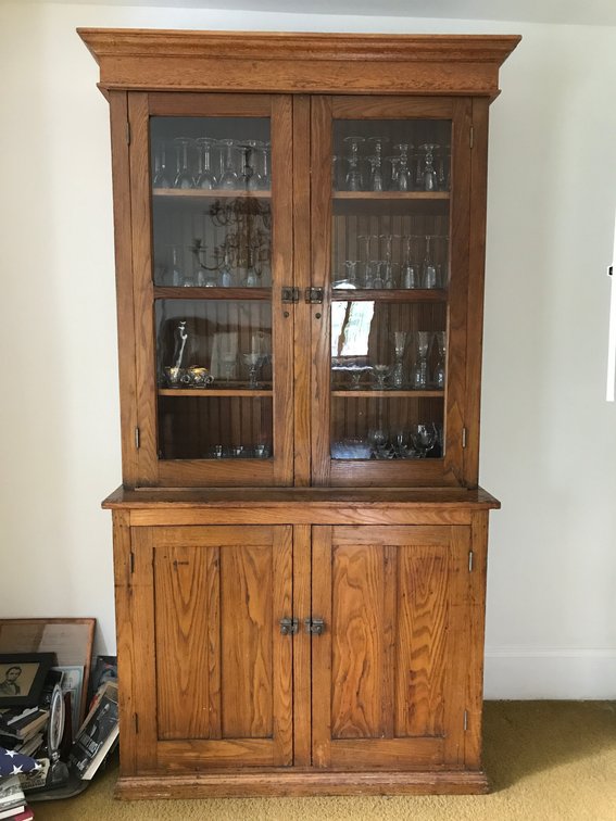 Image for Moorefield, WV – Online Estate Auction: High Quality Antique Furniture, Lamps, Glassware, Rugs, and Much More!