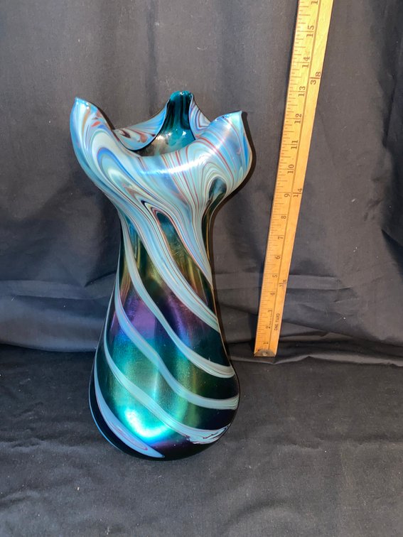 Image for Martinsburg, WV – Jim Moneypenny Memorial Auction – 1 of Several Auctions! Glassware, Pottery, Furniture, Quilts, and Guns, and More!