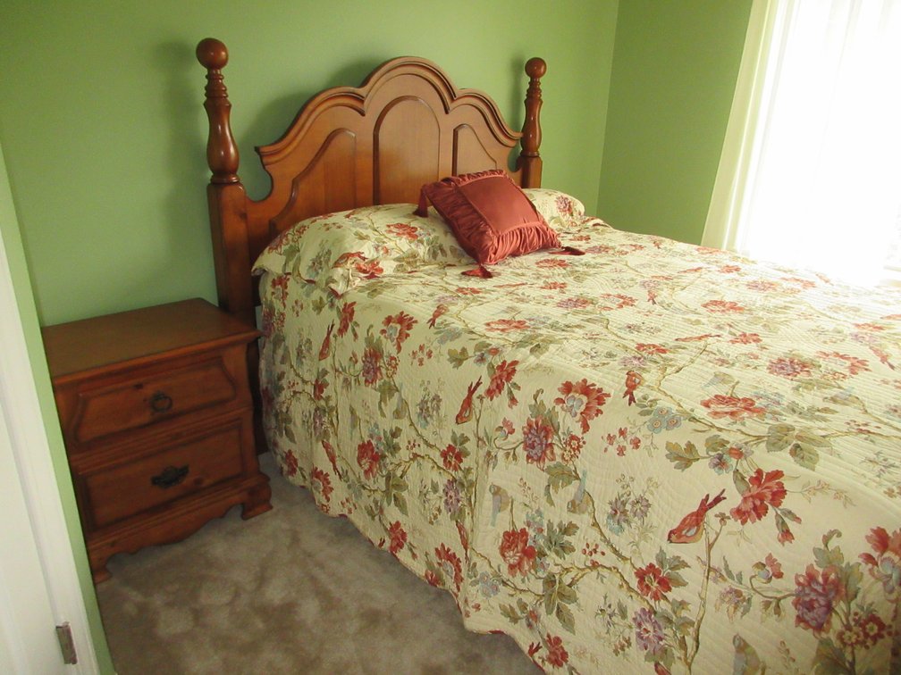 Image for Morgantown, WV – Nice Household Furnishings, Kitchenware, Décor & Much More!