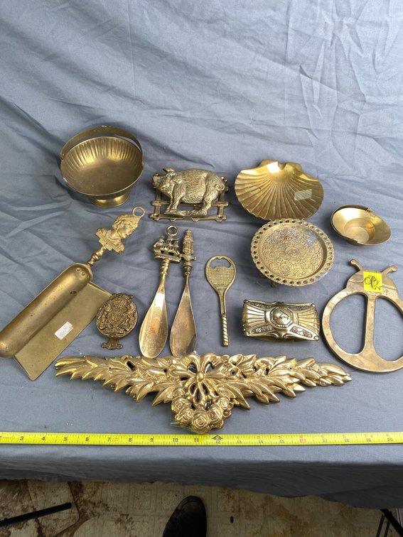 Image for Ireland, WV - Vintage Glassware, Pewter, Brass and Other Décor