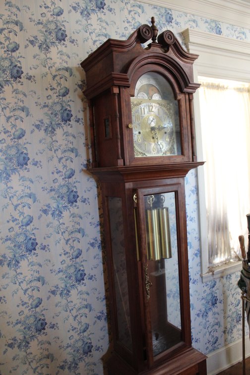 Image for Charleston, WV -- Fine Vintage Items from a High-End Collector, Furniture, Waterford Crystal, Bohemian Czech glassware, Coins, and Much More!