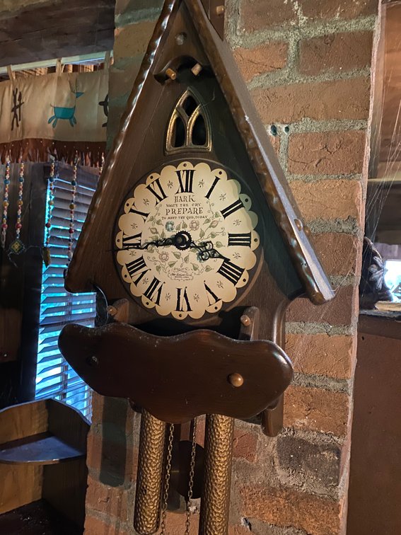 Image for Eighty-Four, PA – Estate of Samuel Miller: Antiques and Collectibles, Victorian Style Furniture, Glassware, Power Tools, Sports Memorabilia and More!