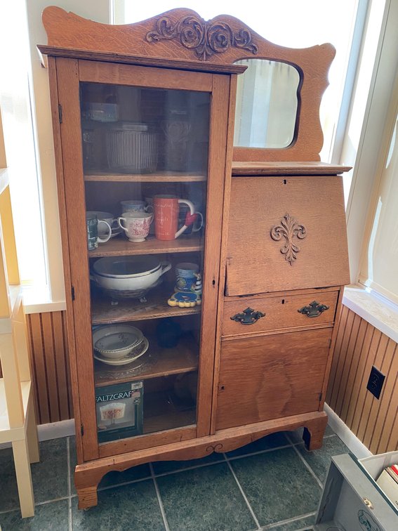 Image for Fairmont, WV – Furniture, Glassware, Household Décor, Craft Supplies, Pyrex and Kitchen Appliances, Camping Supplies and Much More!
