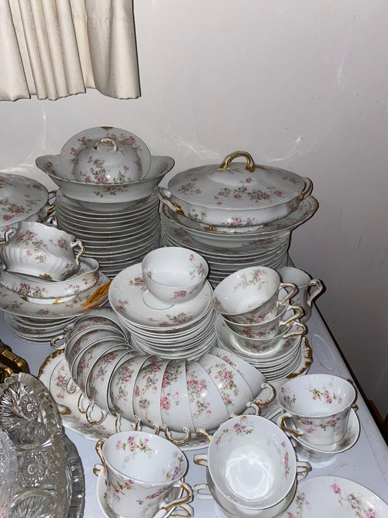 Image for Clarksburg, WV – Barbara Jean Stalnaker Estate: Furniture, Glassware, Local History Pieces, Clocks, and More!
