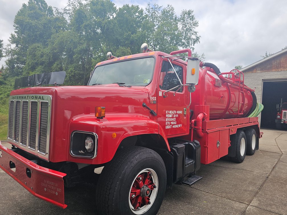 Image for Cross Lanes, WV – Cadle Sanitary Services Retirement Auction: Vehicles, Tools, Hardware Items and Much More!