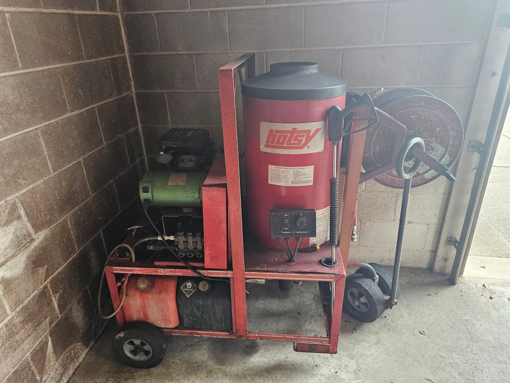 Image for Cross Lanes, WV – Cadle Sanitary Services Retirement Auction: Vehicles, Tools, Hardware Items and Much More!