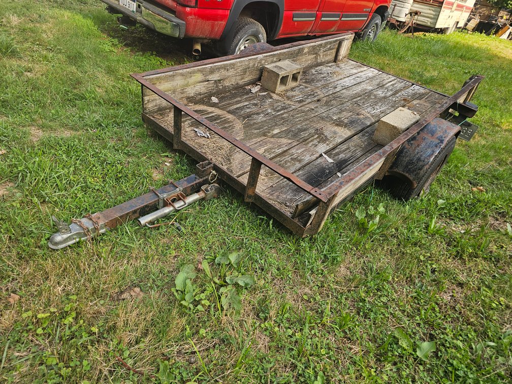 Image for Wayne, WV – Vehicles, McCoy Pottery, Cast Iron Pans, Furniture, Tools and Much More!