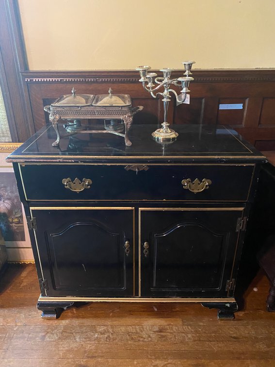 Image for Waynesburg, PA – Moving Auction: Antique & Victorian Style Furniture, Oriental Items, Glassware, Office Furniture, Prints, Seasonal Décor and More!