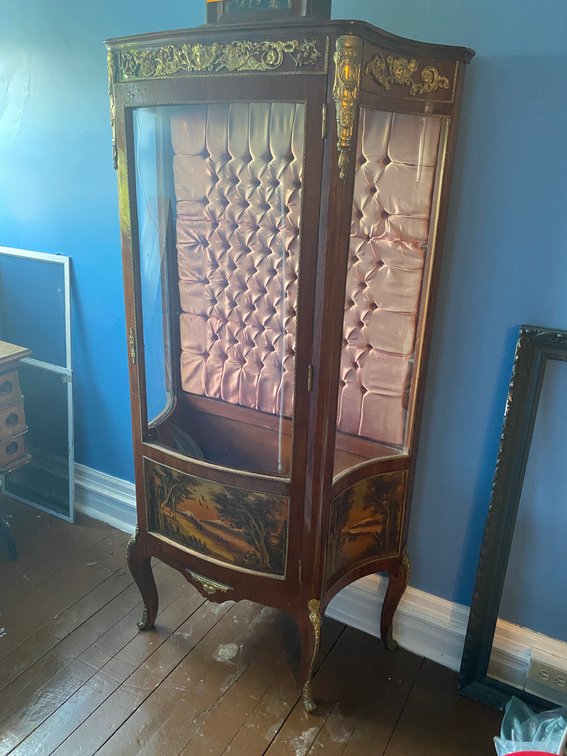 Image for Waynesburg, PA – Moving Auction: Antique & Victorian Style Furniture, Oriental Items, Glassware, Office Furniture, Prints, Seasonal Décor and More!