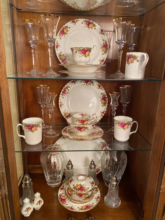 Image for Cecil, PA – Estate of Marion Fleeher: Quality Furniture, Glassware, Household Goods and Much More!