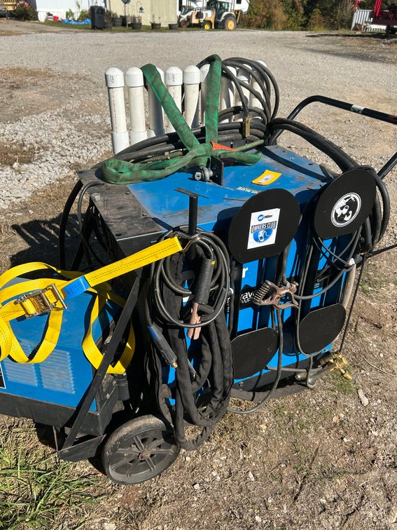 Image for Parkersburg, WV – 2006 GMC 2500 Duramax, Welders, HUGE Selection of Taps and Dyes, Welding Items, Tools, Welding Parts and Much More!