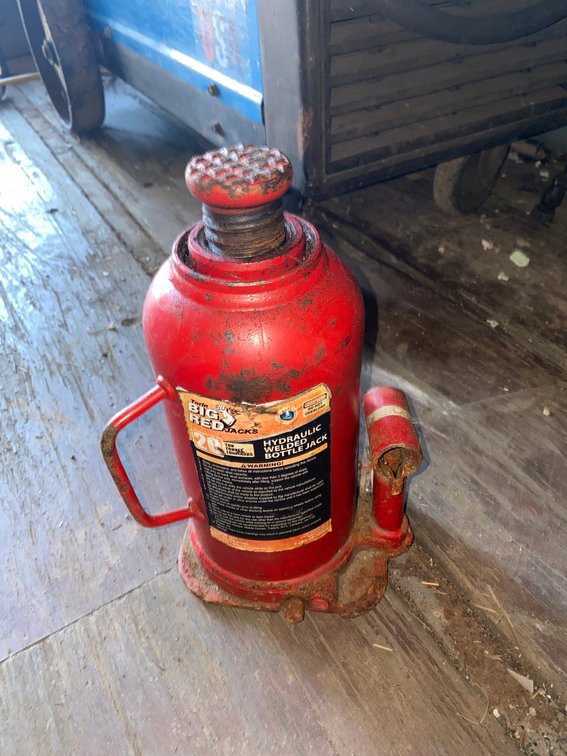Image for Parkersburg, WV – 2006 GMC 2500 Duramax, Welders, HUGE Selection of Taps and Dyes, Welding Items, Tools, Welding Parts and Much More!