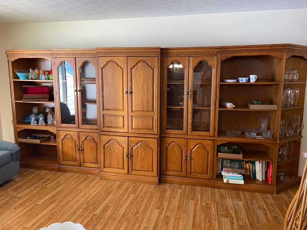 Image for Horner, WV -- 400 Lot online Only Auction: Complete Household, Guns, Antiques, Fine Furniture, Glassware, Household