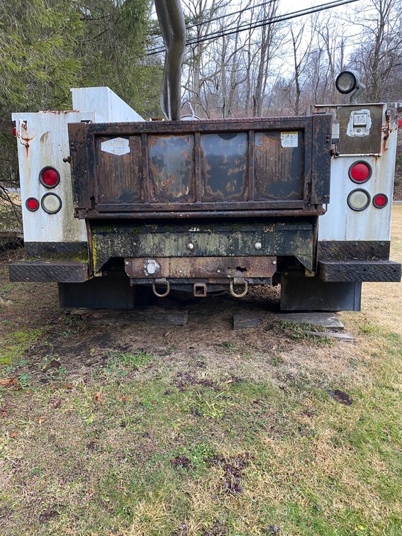 Image for Tunnelton, WV -- Equipment & Estate Auction – GMC Sierra, F-550 Utility Truck, Zero-Turn Mowers, Shipping Containers, Boats