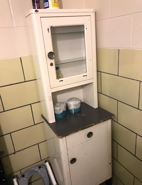 Image for East Millsboro, PA -- Commercial Kitchen Equipment, Tools,Furniture, Bunk Beds,Church Pews, Toys, Bouncy House, Exercise Equipment, Craft & Decorating Supplies, Beaty Shop Equipment, Office Supplies, Household items, Bath Products, Cleaning Supplies, Clot