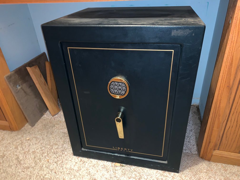 Image for Morgantown, WV - JAMISON ESTATE: Over 700 Lots! New in Box Tools, Sporting Goods, 70's Model Trucks, Airstreams, Collectibles, Glassware and More!