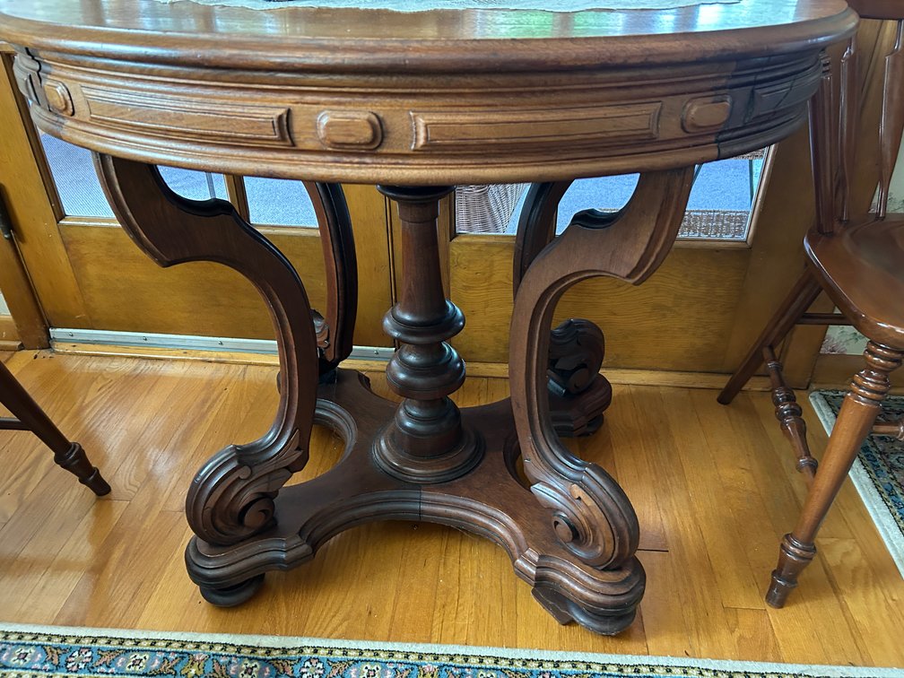 Image for St. Clairsville, OH – Premium Collectible Glassware and Antique Furniture