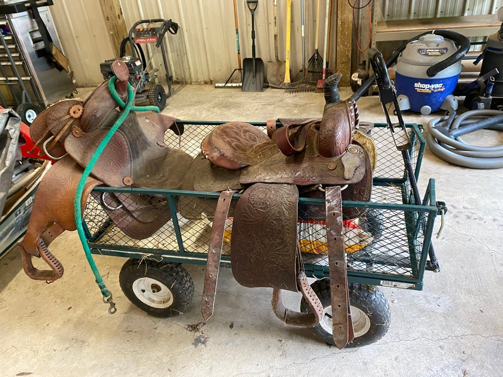 Image for Morgantown, WV - Moving Auction: Kubota Tractor, 1980 MGB, Slot Machine, Tools, Patio Furniture & More!