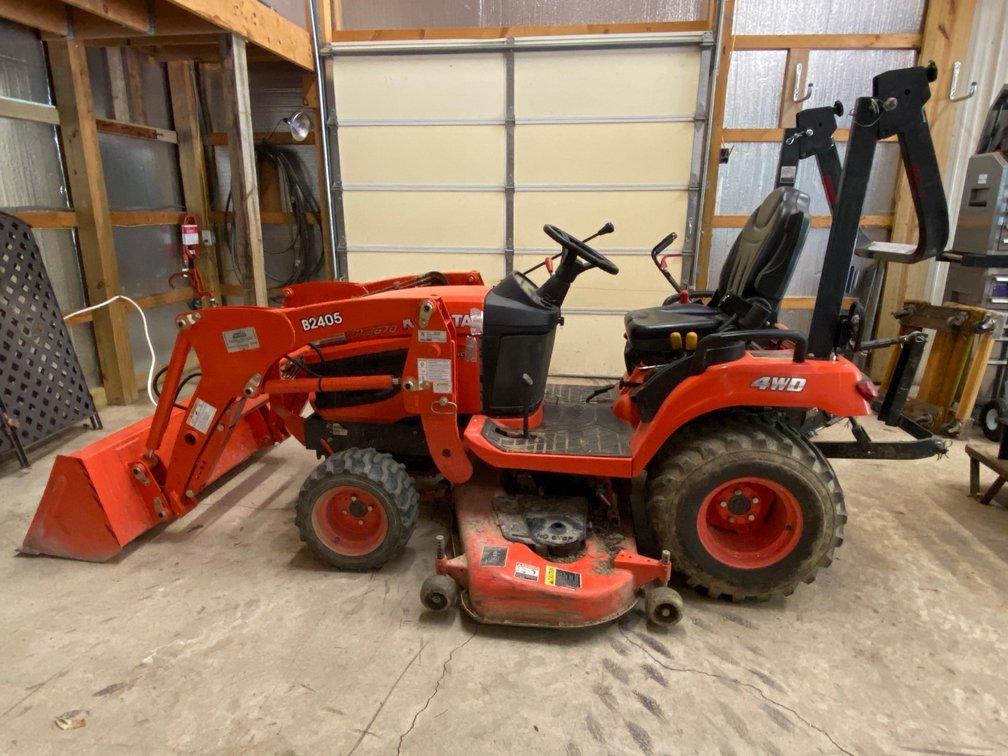 Image for Morgantown, WV - Moving Auction: Kubota Tractor, 1980 MGB, Slot Machine, Tools, Patio Furniture & More!