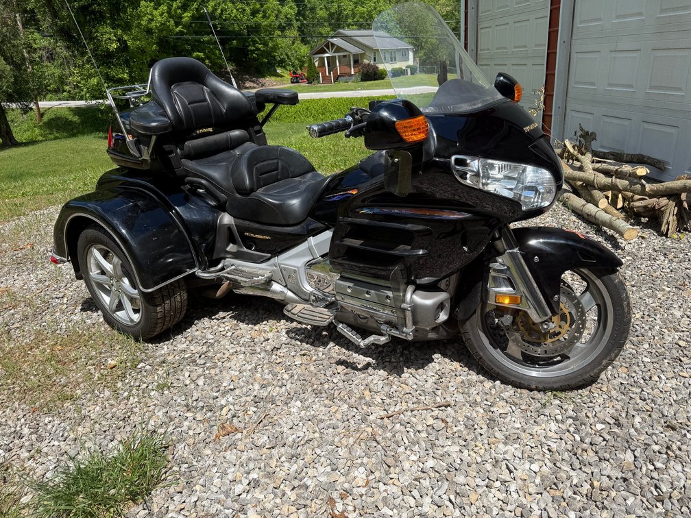 Image for St Albans, WV - Vehicles, Motorcycle, Trailer, Sunrise Museum Furniture, Antiques, Home Decor, Glassware and More!