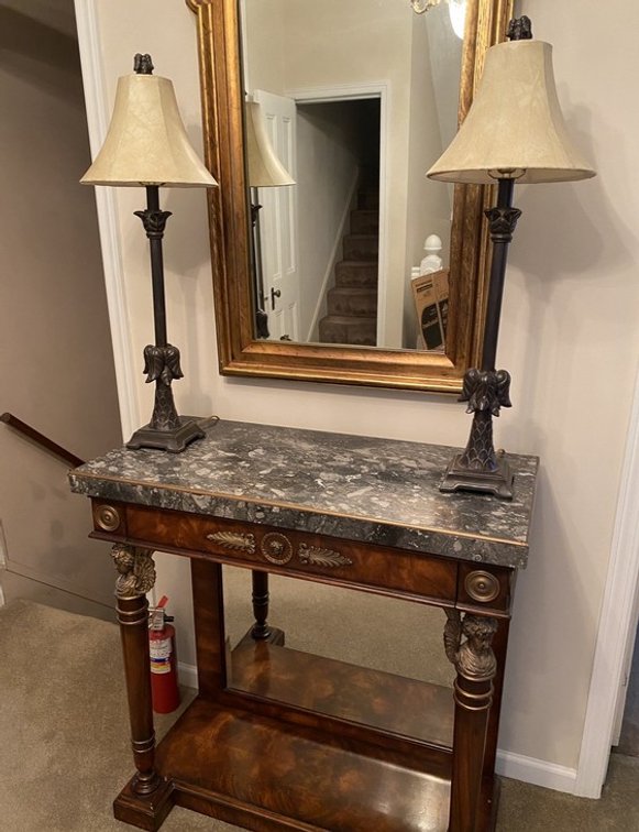 Image for Uniontown, PA - Online Moving Auction: Furniture, Dining Suite, Appliances, Rugs & More!